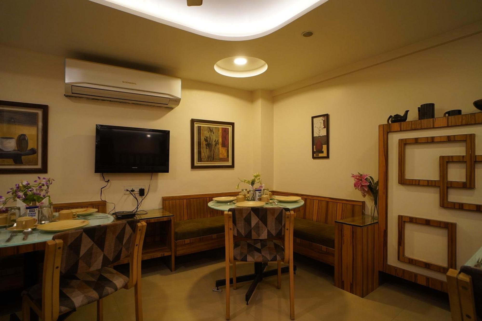 Hotel Gk Palace Bhopal Exterior foto