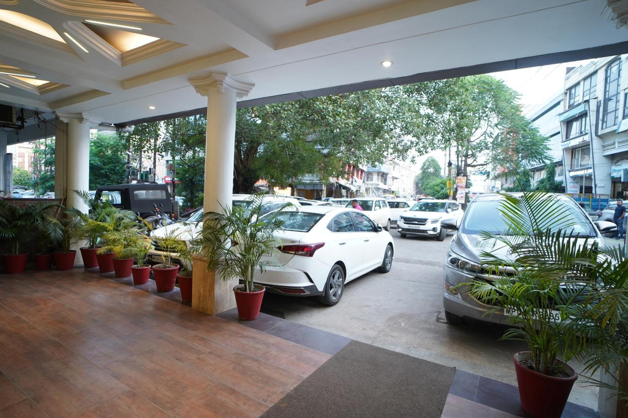 Hotel Gk Palace Bhopal Exterior foto