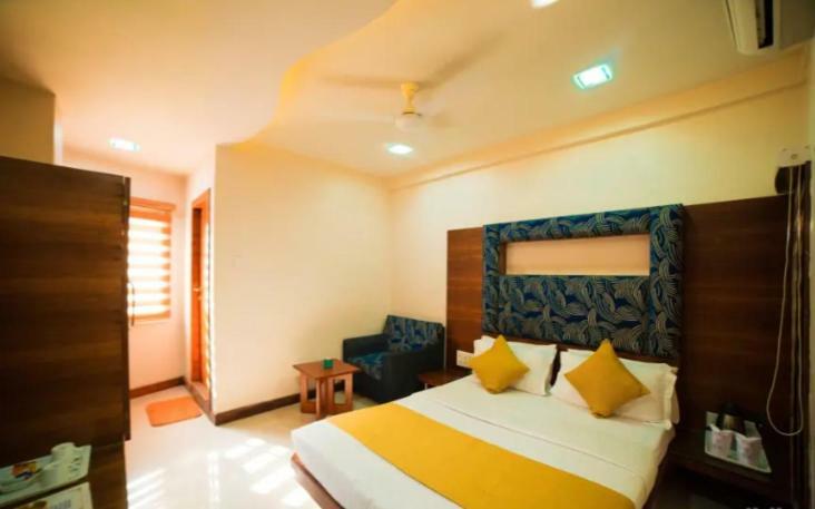 Hotel Gk Palace Bhopal Exterior foto